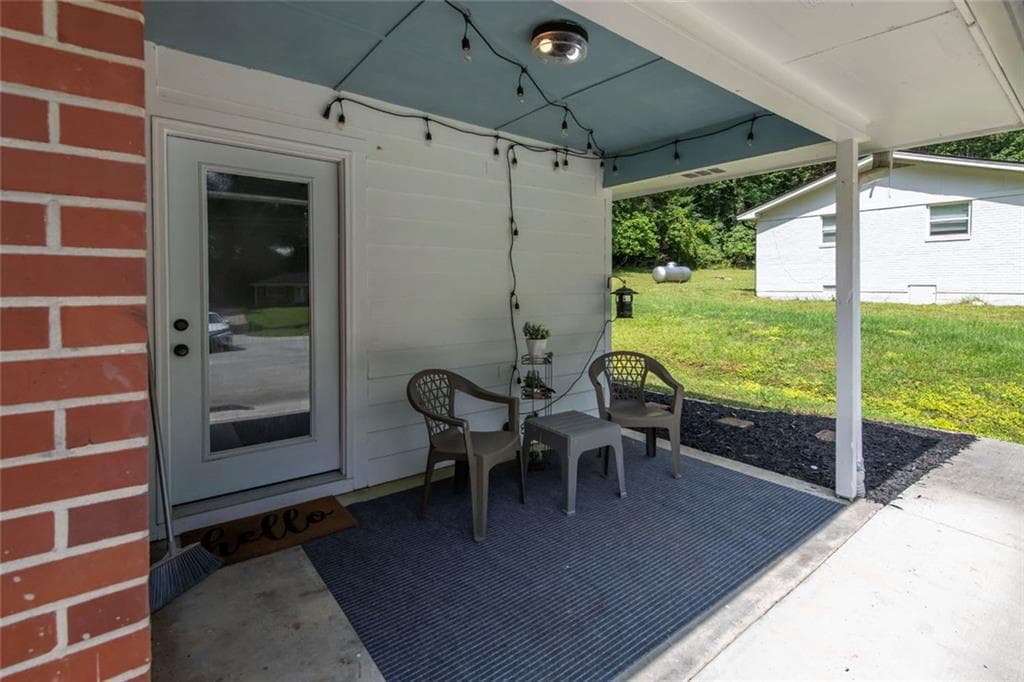3 bedroom, 3 bathroom, 1,406 sq ft single family residence for sale at 42 Carpenter Lane, Dahlonega, GA 30533 — photo 5