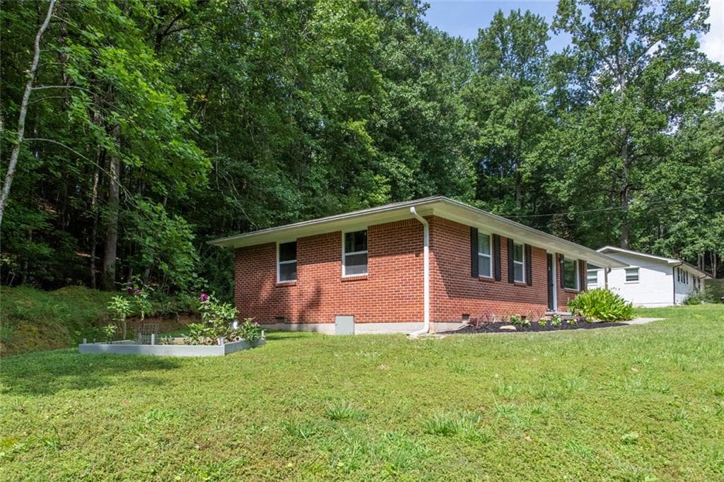 3 bedroom, 3 bathroom, 1,406 sq ft single family residence for sale at 42 Carpenter Lane, Dahlonega, GA 30533 — photo 7