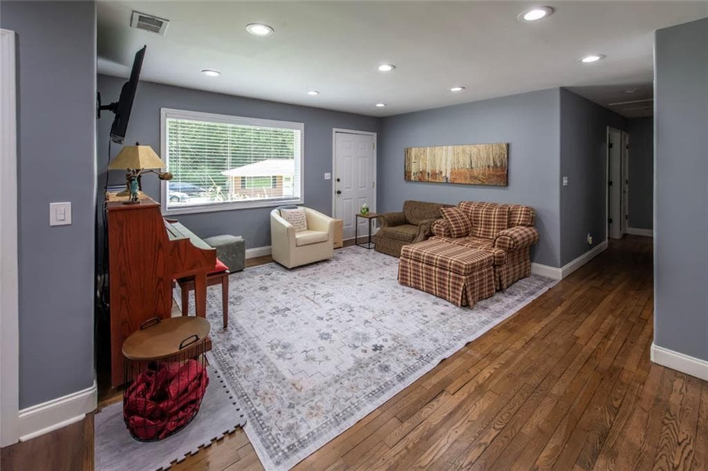 3 bedroom, 3 bathroom, 1,406 sq ft single family residence for sale at 42 Carpenter Lane, Dahlonega, GA 30533 — photo 9