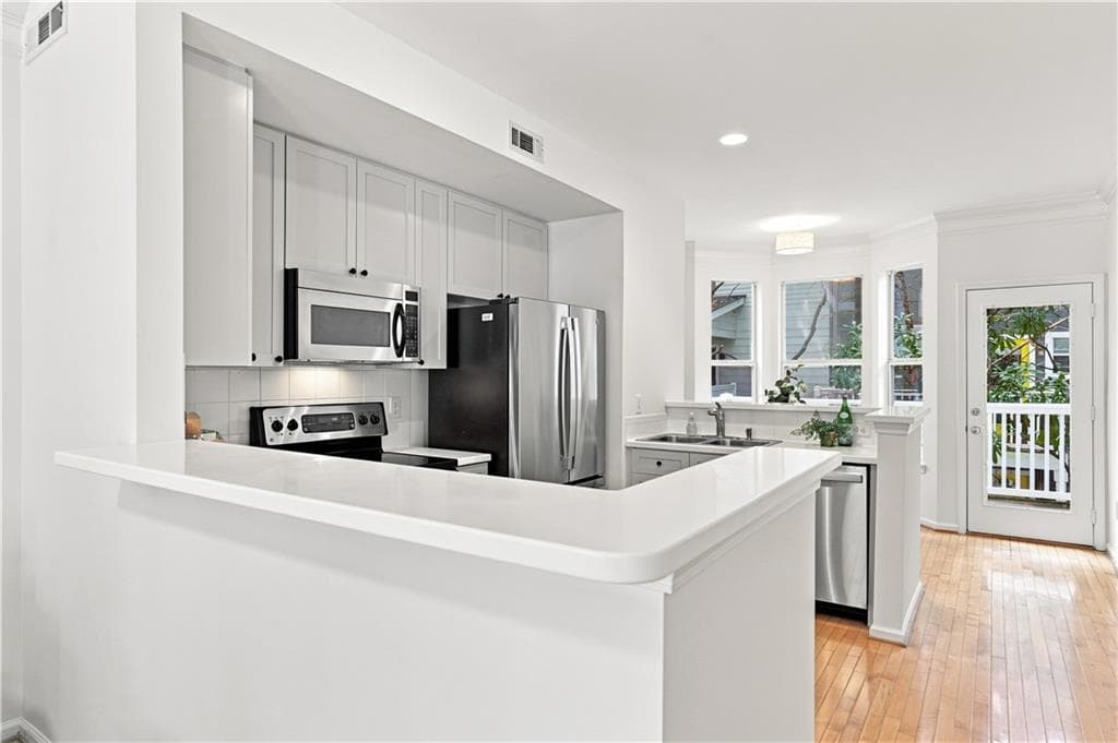 2 bedroom, 2 bathroom, 1,212 sq ft townhouse for sale at 951 Glenwood Avenue 1202, Atlanta, GA 30316 — photo 8