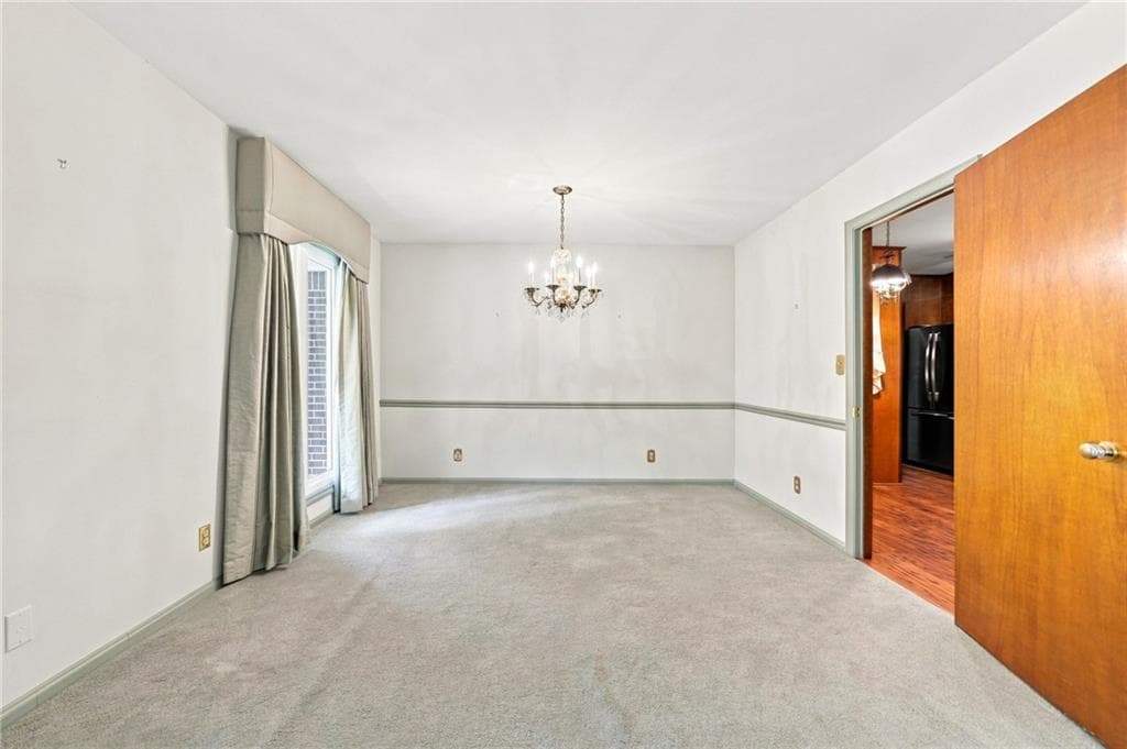 3 bedroom, 2 bathroom, 1,547 sq ft single family residence under contract at 327 Green Drive, Canton, GA 30114 — photo 8