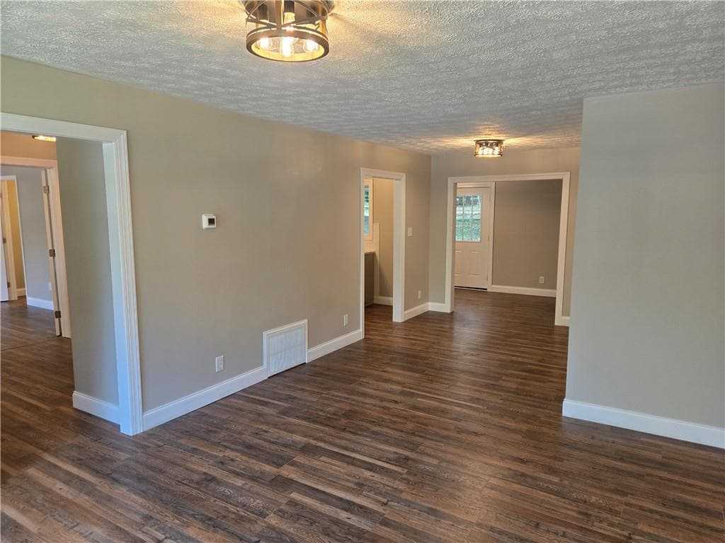 3 bedroom, 2 bathroom, 1,373 sq ft single family residence for sale at 131 Mountain View Drive, Gainesville, GA 30501 — photo 9