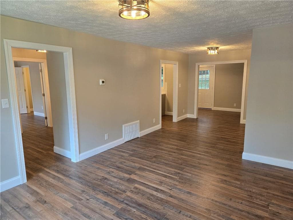 3 bedroom, 2 bathroom, 1,373 sq ft single family residence for sale at 131 Mountain View Drive, Gainesville, GA 30501 — photo 10