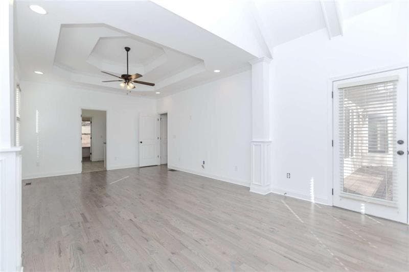 4 bedroom, 6 bathroom, 3,020 sq ft single family residence for rent at 4234 Quail Creek Drive, Flowery Branch, GA 30542 for $3,500 a month — photo 2