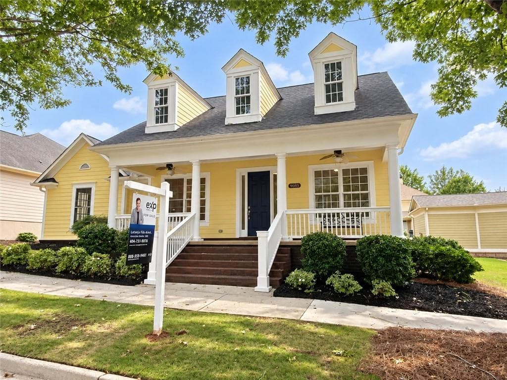 3 bedroom, 3 bathroom, 2,377 sq ft single family residence under contract at 9985 Ashford Green Way, Douglasville, GA 30135