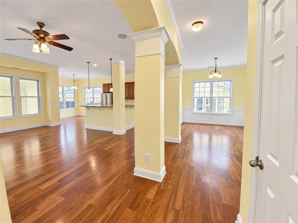 3 bedroom, 3 bathroom, 2,377 sq ft single family residence under contract at 9985 Ashford Green Way, Douglasville, GA 30135 — photo 9