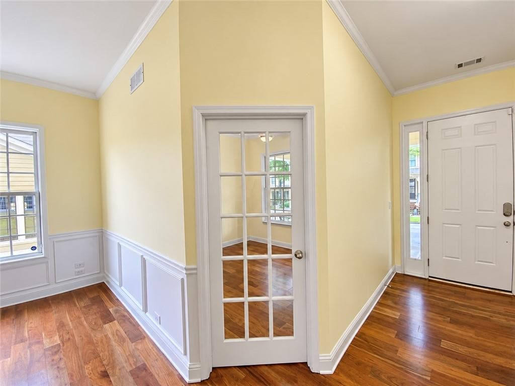 3 bedroom, 3 bathroom, 2,377 sq ft single family residence under contract at 9985 Ashford Green Way, Douglasville, GA 30135 — photo 5
