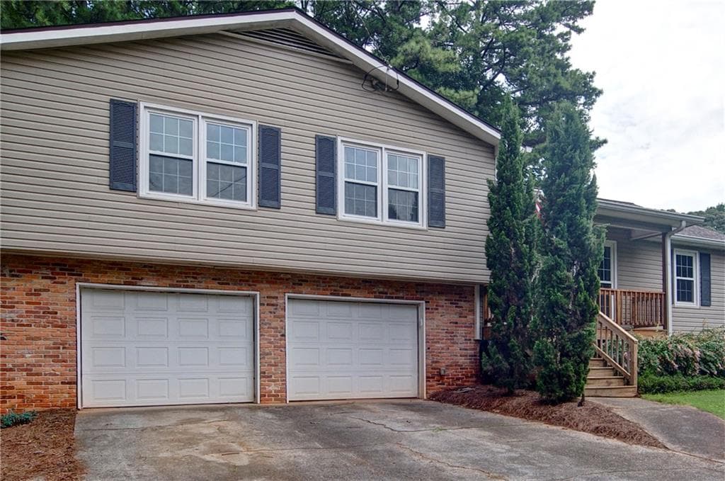 3 bedroom, 3 bathroom, 2,101 sq ft single family residence for sale at 2300 Twiggs Cove, Kennesaw, GA 30152 — photo 6