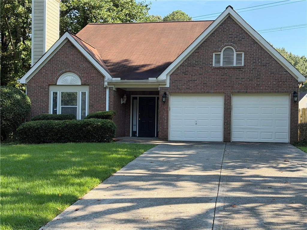 3 bedroom, 3 bathroom, 1,822 sq ft single family residence for rent at 4654 Hampton, Marietta, GA 30068 for $3,000 a month — photo 1 of 17