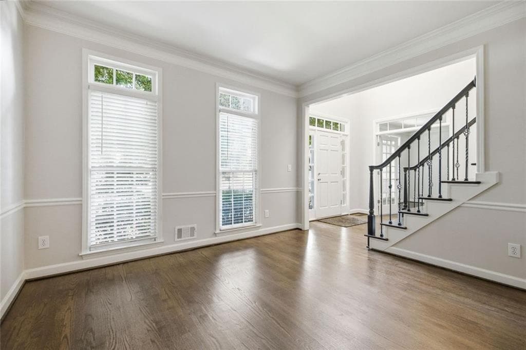 5 bedroom, 5 bathroom, 4,717 sq ft single family residence for sale at 2046 Kinsmon Drive, Marietta, GA 30062 — photo 10
