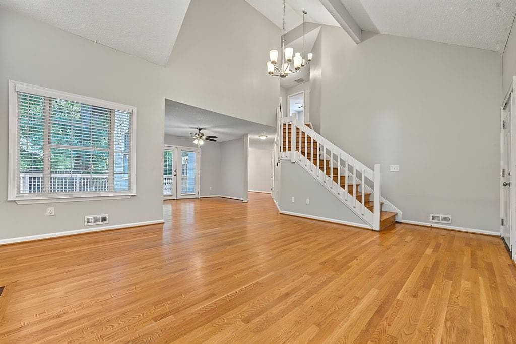 3 bedroom, 3 bathroom, 2,157 sq ft single family residence for sale at 1009 Cobb Place Manor Drive, Marietta, GA 30066 — photo 5