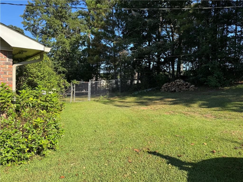 4 bedroom, 3 bathroom, 2,756 sq ft single family residence for sale at 2535 Old Cartersville Road, Dallas, GA 30132 — photo 7