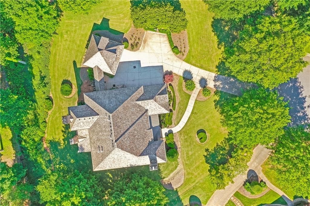 6 bedroom, 9 bathroom single family residence for sale at 880 Crabapple Hill, Alpharetta, GA 30004 — photo 5