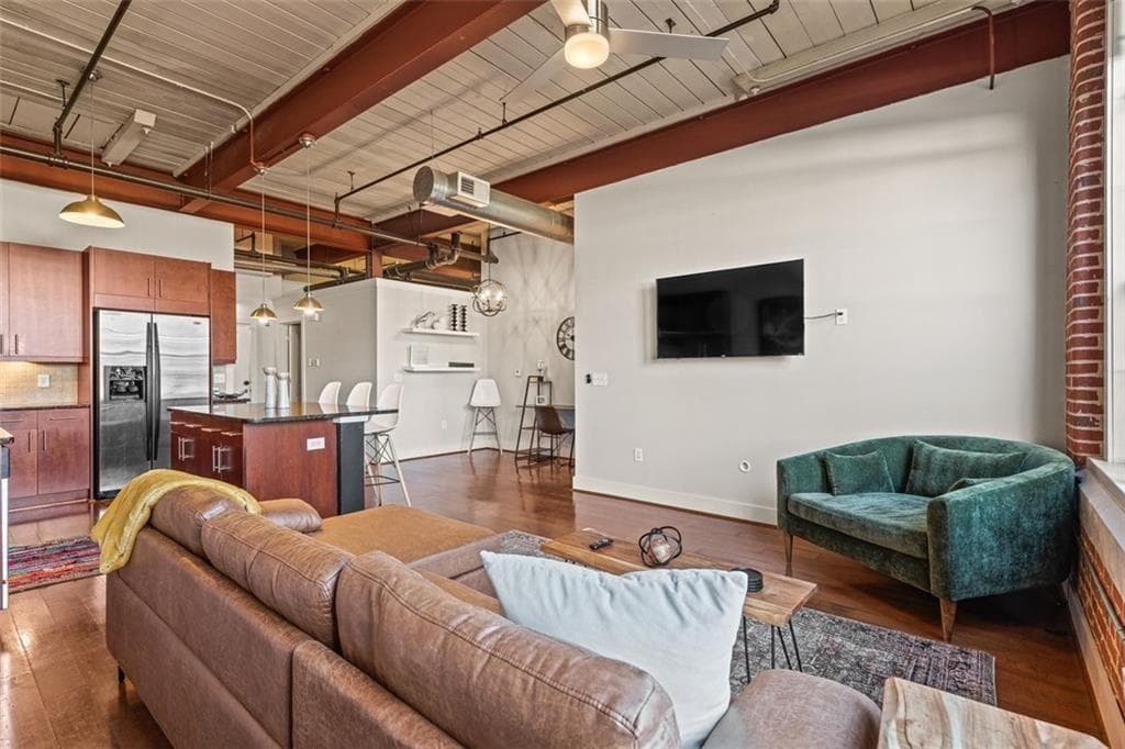 2 bedroom, 2 bathroom, 1,120 sq ft condominium for rent at 1261 Caroline Street 111, Atlanta, GA 30307 for $2,500 a month — photo 5