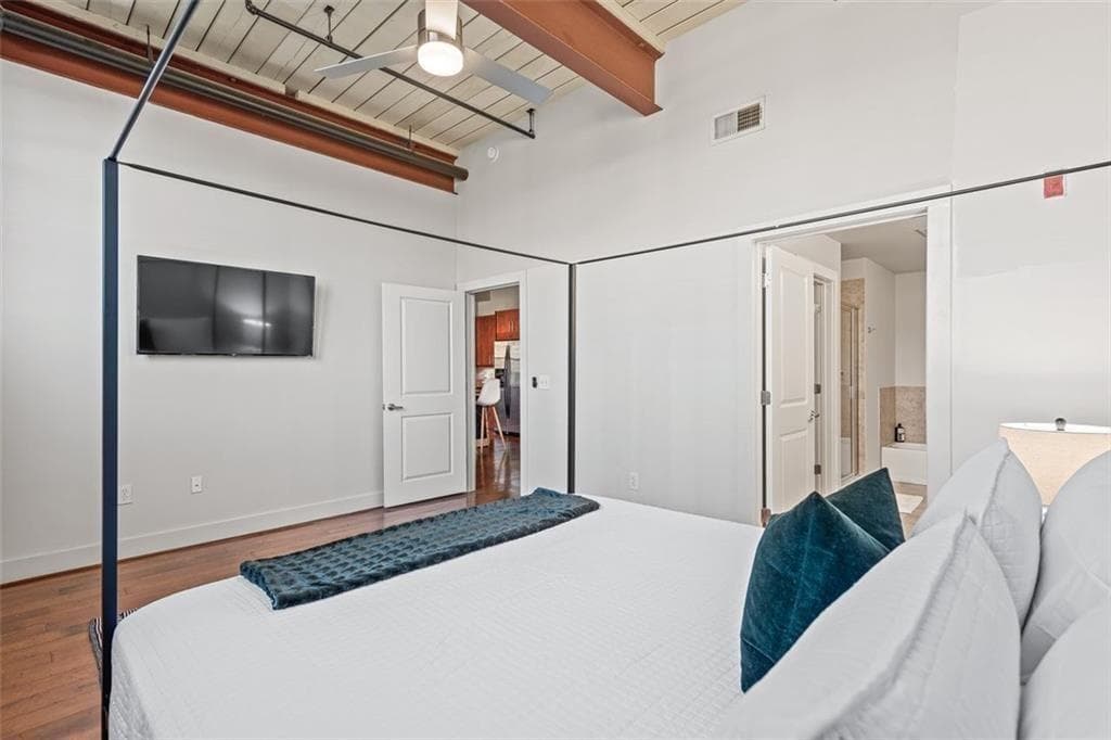 2 bedroom, 2 bathroom, 1,120 sq ft condominium for rent at 1261 Caroline Street 111, Atlanta, GA 30307 for $2,500 a month — photo 8