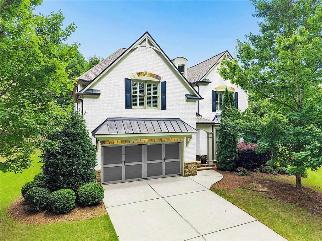4 bedroom, 4 bathroom, 3,508 sq ft single family residence under contract at 2020 Anderson Drive, Smyrna, GA 30080