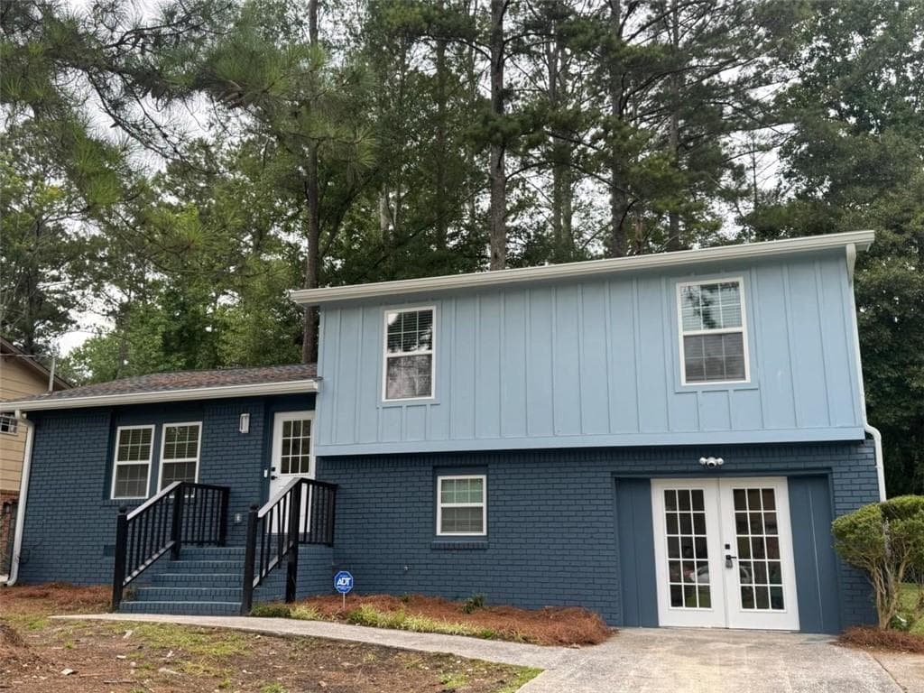 4 bedroom, 3 bathroom, 1,926 sq ft single family residence for rent at 6365 Connell, Atlanta, GA 30349 for $2,300 a month — photo 3