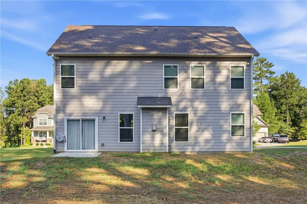 4 bedroom, 3 bathroom, 2,829 sq ft single family residence for sale at 2860 Windsor Knoll Drive, Dacula, GA 30019 — photo 3