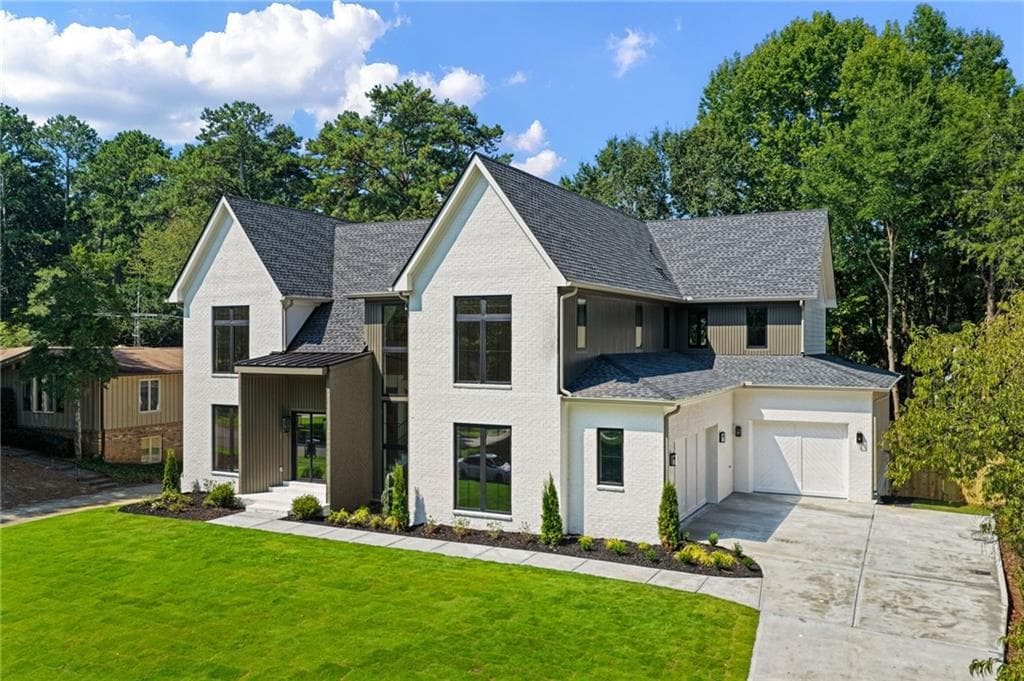 5 bedroom, 6 bathroom, 4,600 sq ft single family residence for sale at 1671 Manhasset Drive, Dunwoody, GA 30338 — photo 3