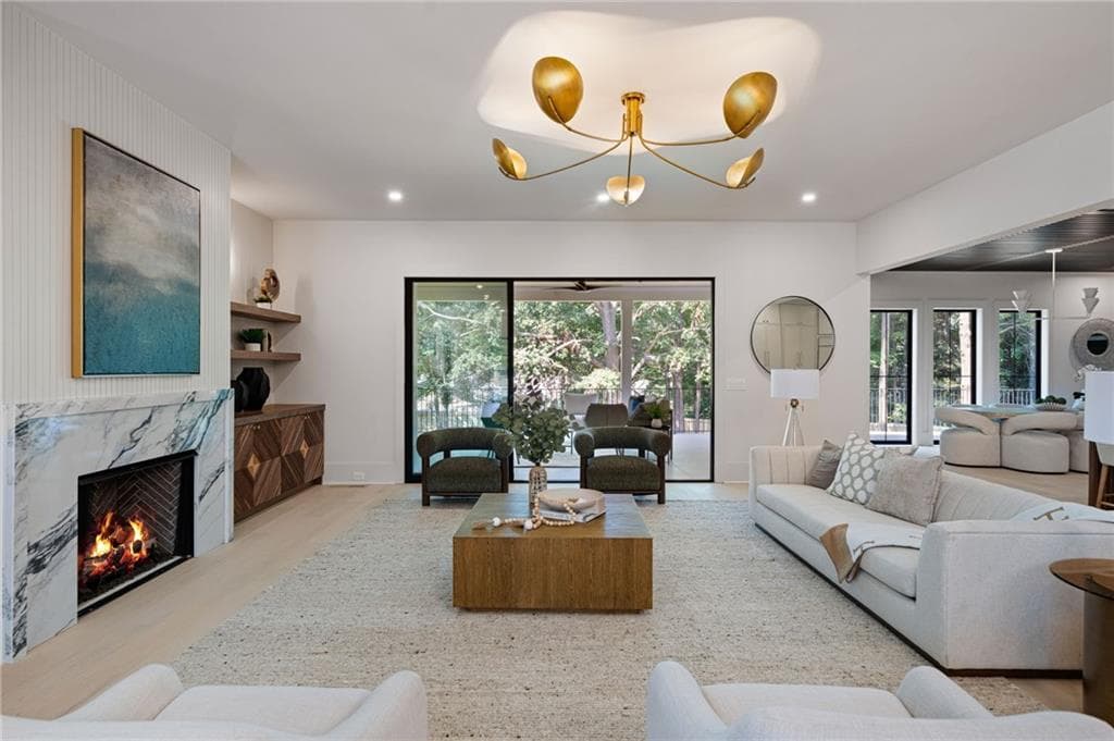 5 bedroom, 6 bathroom, 4,600 sq ft single family residence for sale at 1671 Manhasset Drive, Dunwoody, GA 30338 — photo 10