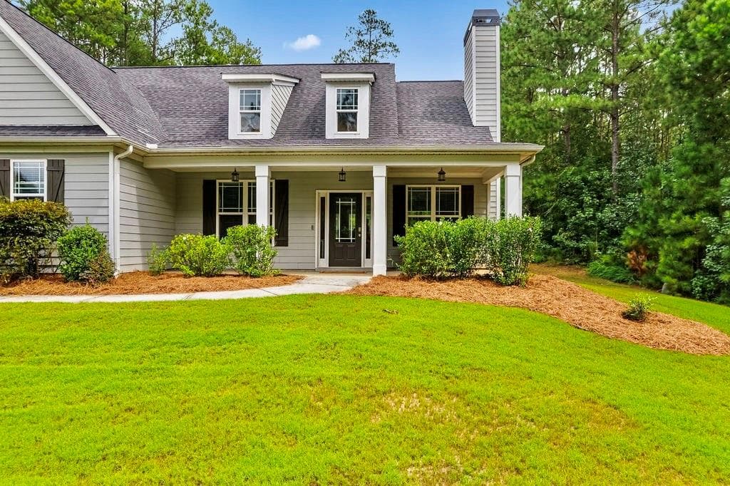 4 bedroom, 3 bathroom, 2,080 sq ft single family residence for sale at 265 Emerald Hills Lane, Newnan, GA 30263 — photo 2