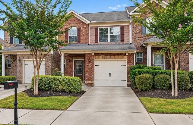 3 bedroom, 3 bathroom, 1,392 sq ft townhouse for sale at 3123 Haynes Park Drive, Lithonia, GA 30038
