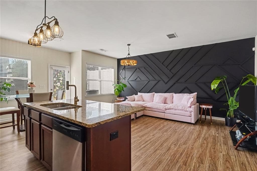 3 bedroom, 3 bathroom, 1,392 sq ft townhouse for sale at 3123 Haynes Park Drive, Lithonia, GA 30038 — photo 10