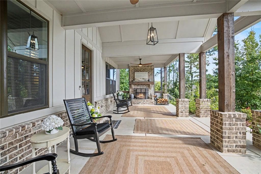 4 bedroom, 4 bathroom, 3,791 sq ft single family residence for sale at 220 Preakness Way, Forsyth, GA 31029 — photo 8