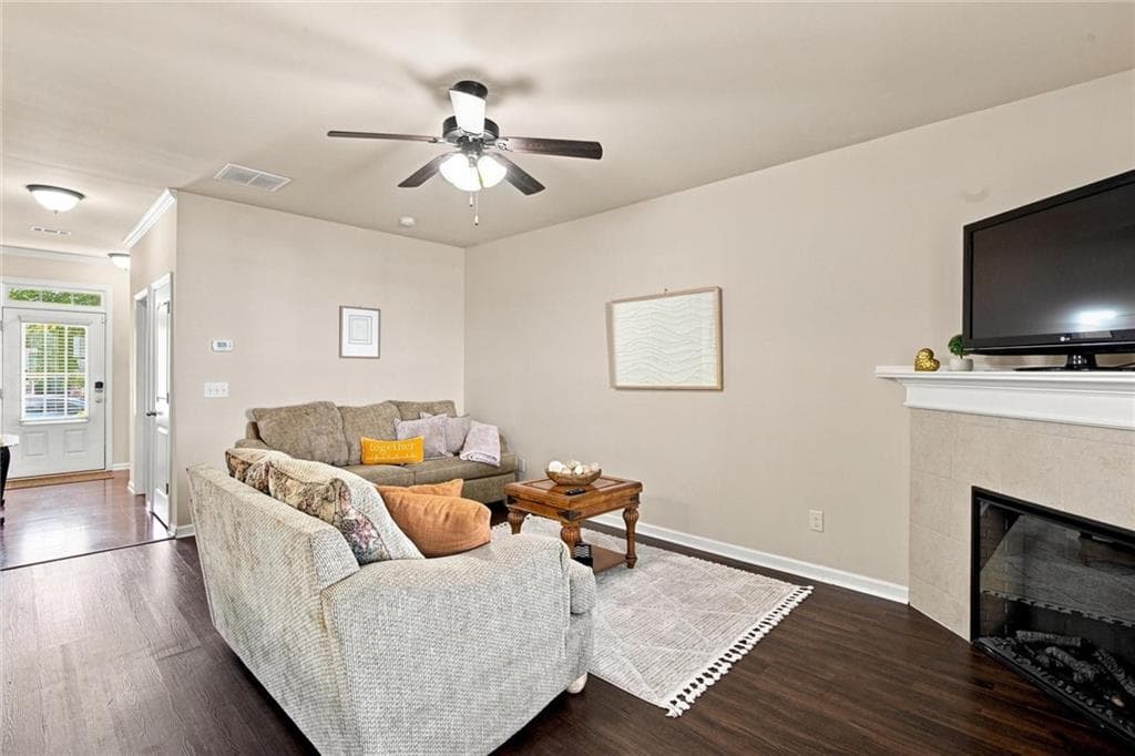 3 bedroom, 3 bathroom, 2,388 sq ft townhouse for sale at 413 Fern Bay Drive, Atlanta, GA 30331 — photo 9