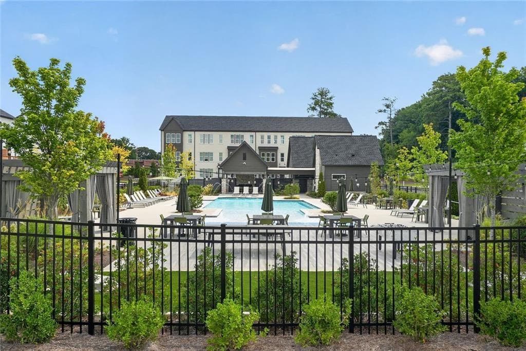 3 bedroom, 4 bathroom, 2,137 sq ft townhouse for rent at 2324 Mockernut Trail, Smyrna, GA 30080 for $4,000 a month — photo 4