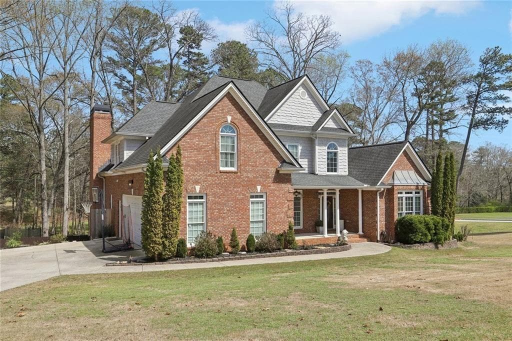 4 bedroom, 4 bathroom, 5,852 sq ft single family residence for sale at 640 Ivy Lea Drive, Lawrenceville, GA 30045 — photo 3