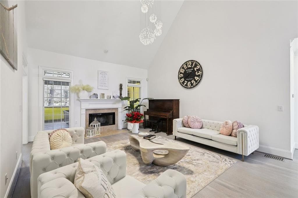 4 bedroom, 4 bathroom, 5,852 sq ft single family residence for sale at 640 Ivy Lea Drive, Lawrenceville, GA 30045 — photo 6