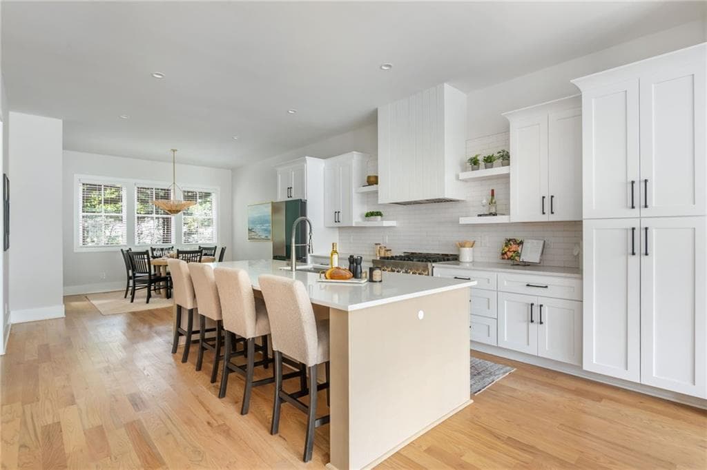 4 bedroom, 4 bathroom, 3,000 sq ft townhouse for sale at 2145 Druid Fields Lane, Decatur, GA 30033 — photo 5