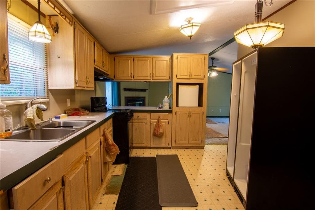 3 bedroom, 2 bathroom, 1,152 sq ft single family residence for sale at 81 Cherokee Trail, Ball Ground, GA 30107 — photo 7