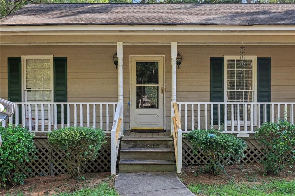 3 bedroom, 2 bathroom, 1,479 sq ft single family residence for sale at 1624 Carriage Hills Drive, Griffin, GA 30224 — photo 7