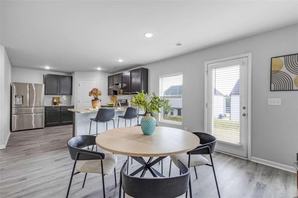 5 bedroom, 3 bathroom, 2,598 sq ft single family residence for sale at 6613 Beaver Creek Trail, Atlanta, GA 30349 — photo 7