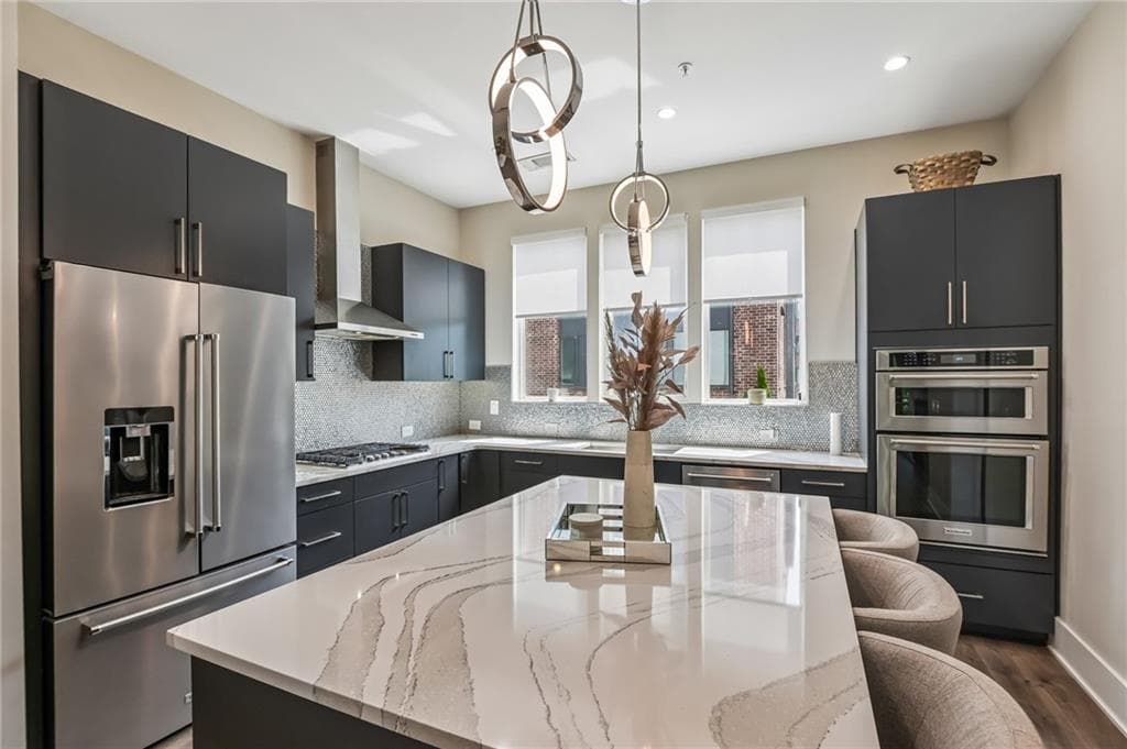 3 bedroom, 4 bathroom, 1,977 sq ft townhouse for sale at 1213 Chelsea Circle, Atlanta, GA 30318 — photo 5