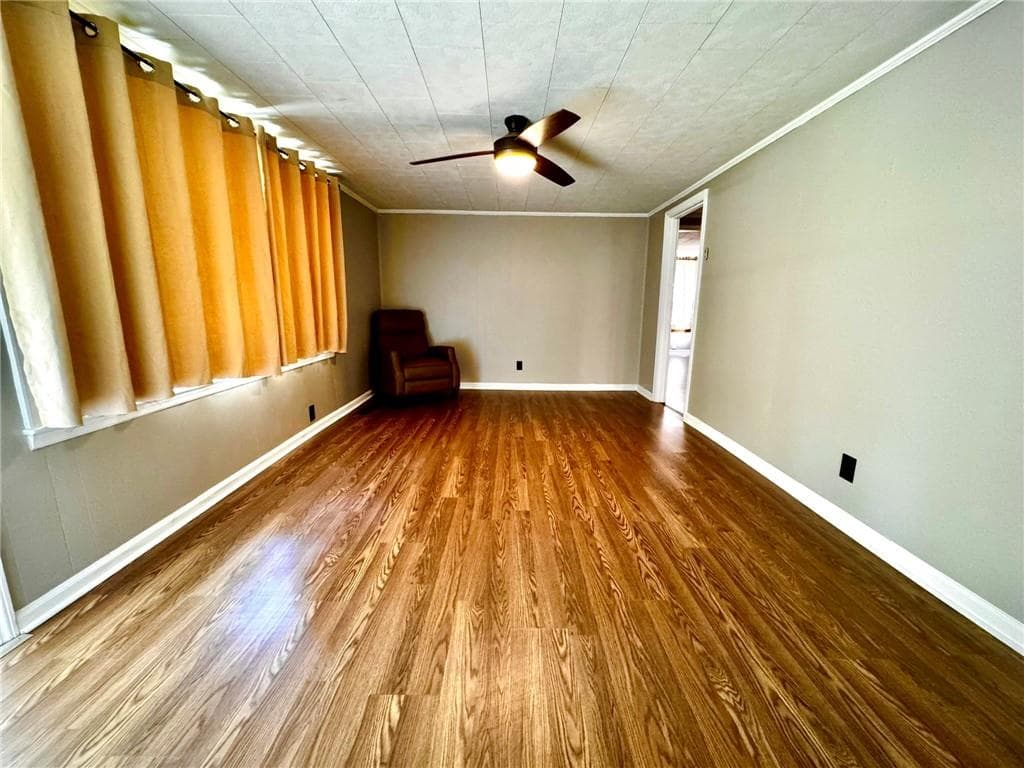 4 bedroom, 2 bathroom, 1,440 sq ft single family residence under contract at 122 Cabin Creek Road, Commerce, GA 30529 — photo 6