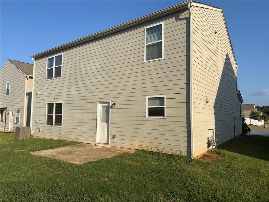 3 bedroom, 3 bathroom, 2,280 sq ft single family residence for sale at 280 Paulownia Circle, Mcdonough, GA 30253 — photo 2
