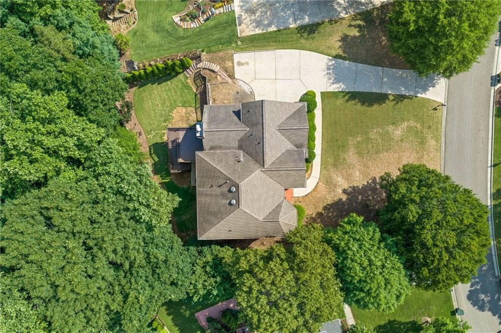 4 bedroom, 4 bathroom, 5,026 sq ft single family residence for sale at 163 Woodcliff Drive, Suwanee, GA 30024 — photo 2