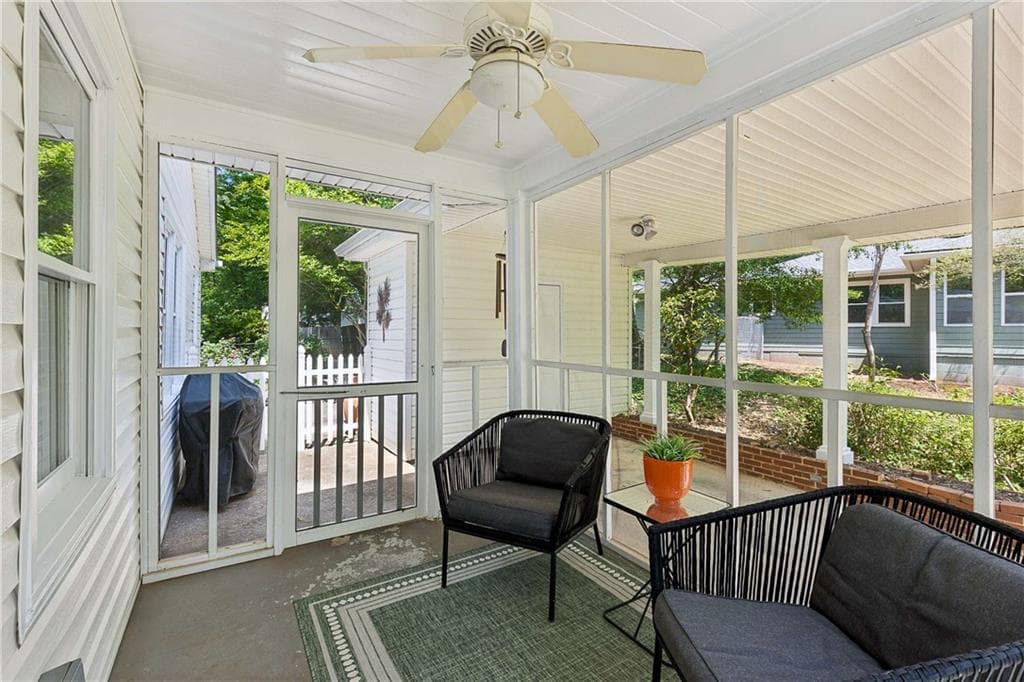 2 bedroom, 1 bathroom, 935 sq ft single family residence for sale at 1395 Dorothy Drive, Decatur, GA 30030 — photo 4