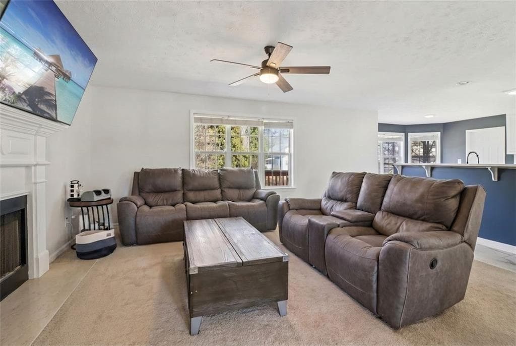 4 bedroom, 3 bathroom, 3,436 sq ft single family residence for sale at 3382 Summit Glen Drive, Loganville, GA 30052 — photo 5