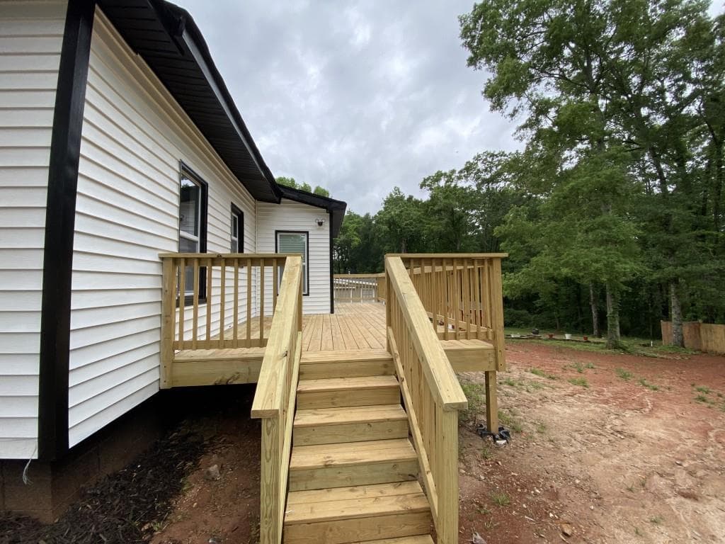 2 bedroom, 2 bathroom, 888 sq ft single family residence for sale at 702 Roosevelt Street, Monroe, GA 30656 — photo 8