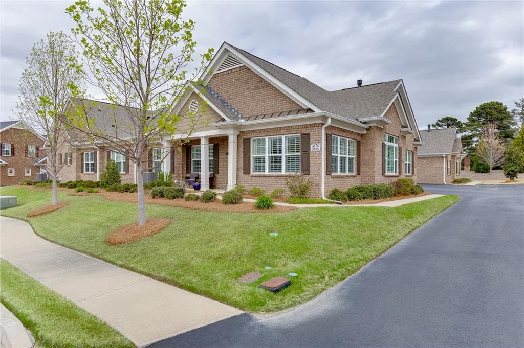 3 bedroom, 3 bathroom, 2,129 sq ft home for sale at 3765 Ridgehurst Lane, Buford, GA