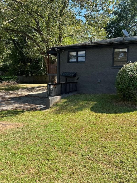 3 bedroom, 1 bathroom, 1,304 sq ft duplex for rent at 1215 Westview Drive, Atlanta, GA 30310 for $1,275 a month — photo 3