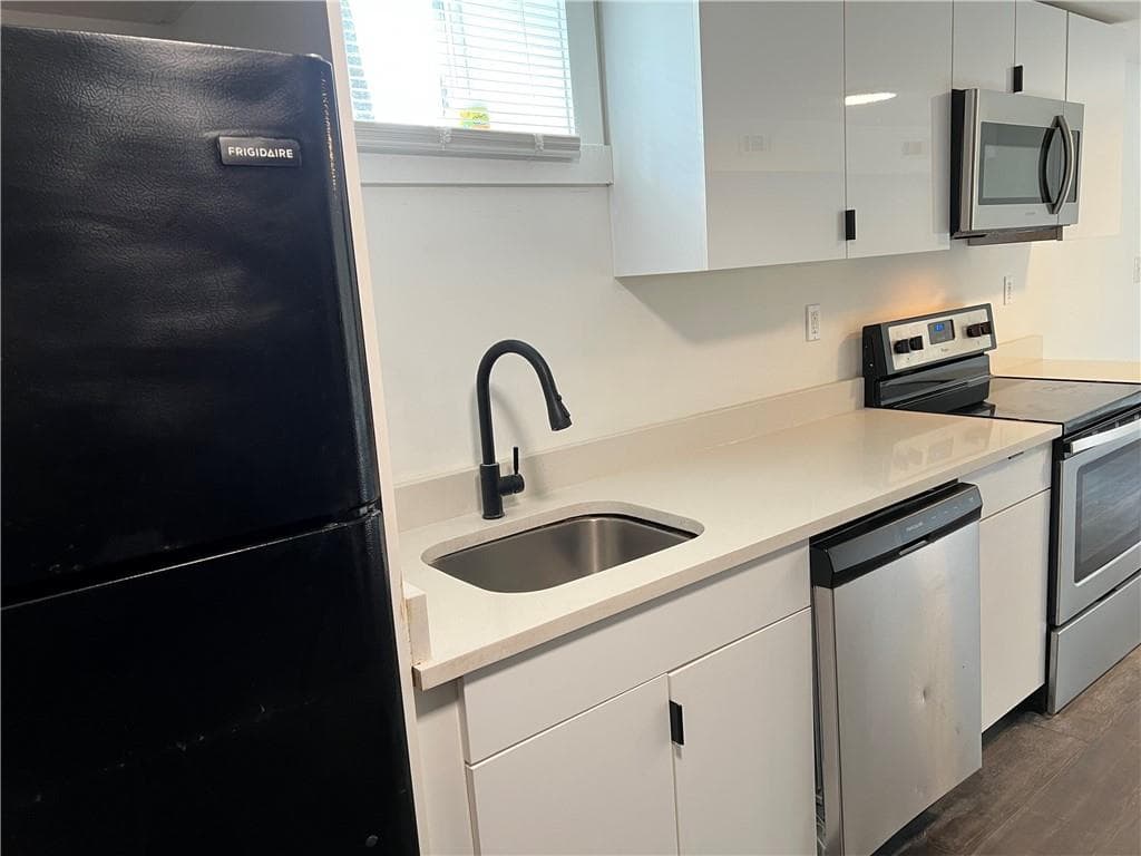 3 bedroom, 1 bathroom, 1,304 sq ft duplex for rent at 1215 Westview Drive, Atlanta, GA 30310 for $1,275 a month — photo 10