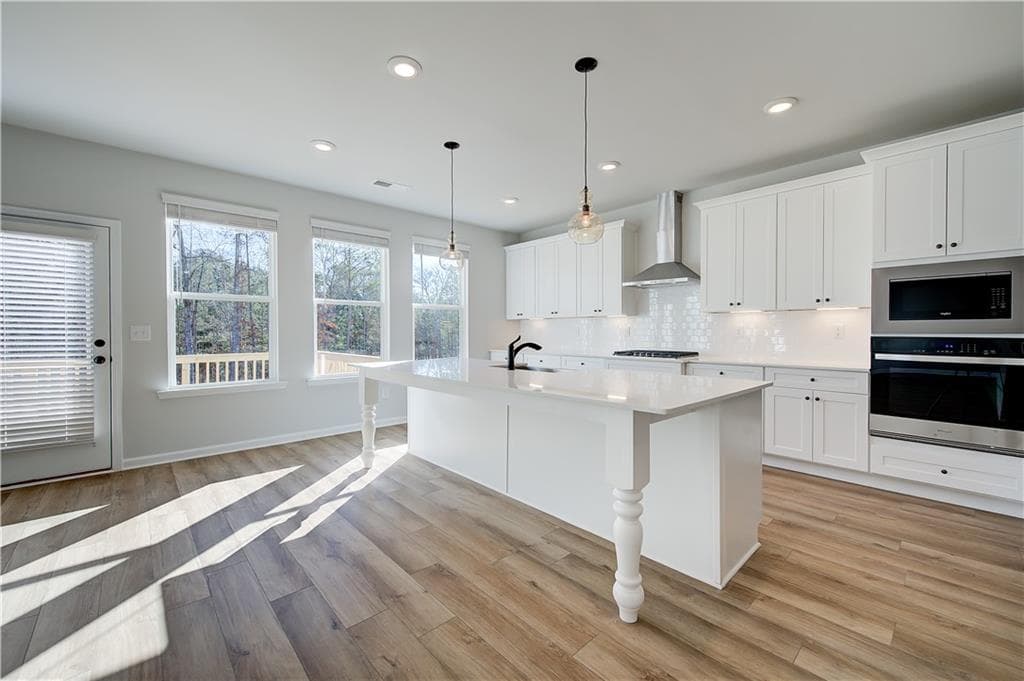 4 bedroom, 3 bathroom, 4,085 sq ft single family residence for sale at 504 Dolce Road, Locust Grove, GA 30248 — photo 6