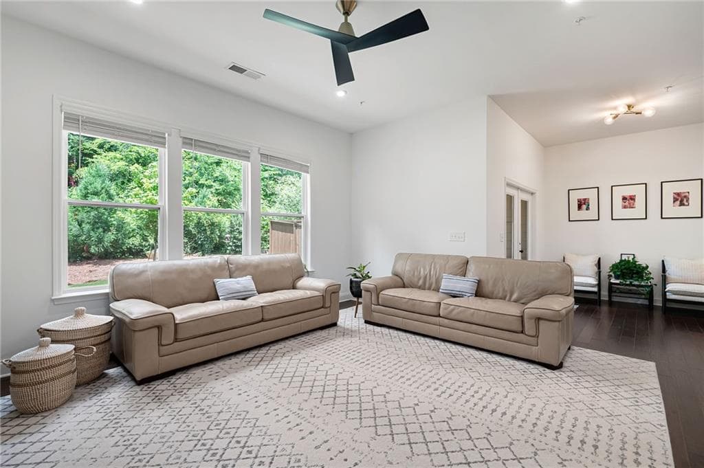 3 bedroom, 4 bathroom, 2,504 sq ft townhouse for sale at 203 Holden Way, Woodstock, GA 30189 — photo 8