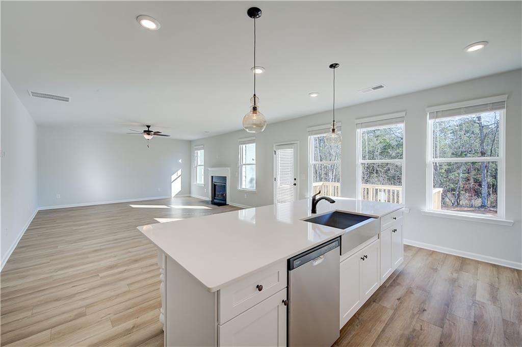 4 bedroom, 3 bathroom, 4,085 sq ft single family residence for sale at 504 Dolce Road, Locust Grove, GA 30248 — photo 10
