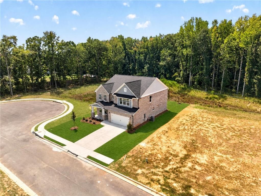 5 bedroom, 4 bathroom, 3,059 sq ft single family residence for sale at 4543 Mary Ruth Way, Loganville, GA 30052 — photo 7